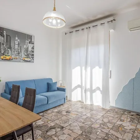 Apartmán Smart Near Policlinico & Center Modena